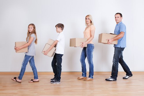Truck hire support for flats and family homes in Catford
